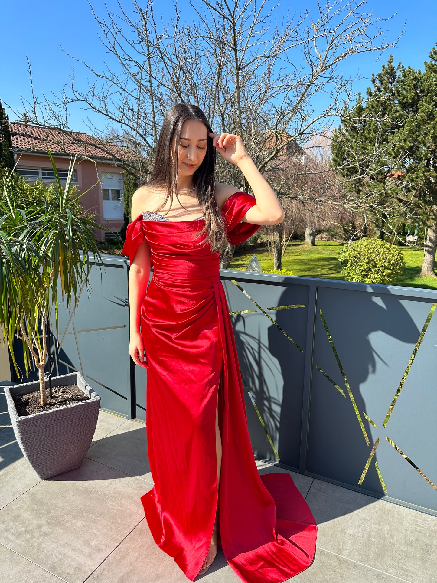 Robe longue satin rouge