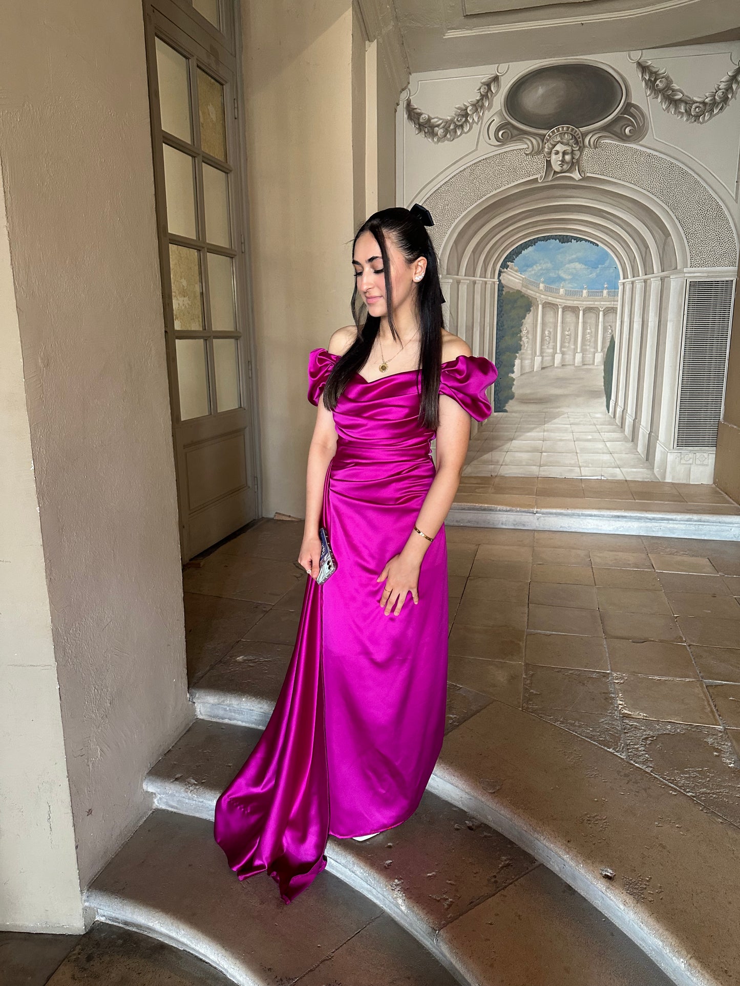 Robe satin fushia