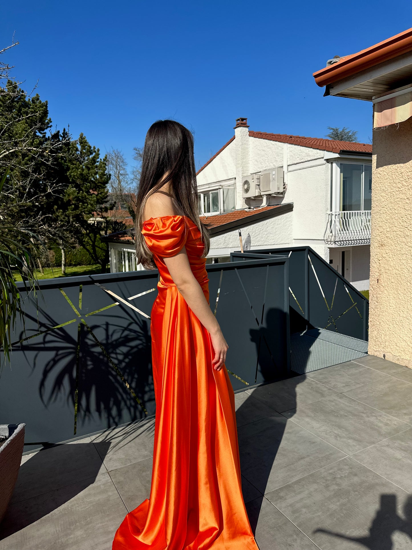 Robe longue satin orange